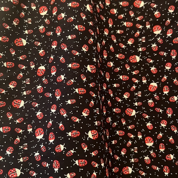 LOFT wrap skirt, ladybug pattern, size 18 - Picture 2 of 3